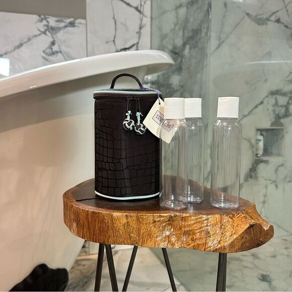 NWT Stephanie Johnson Toiletry Bag reusable container shampoo conditioner - Picture 8 of 11